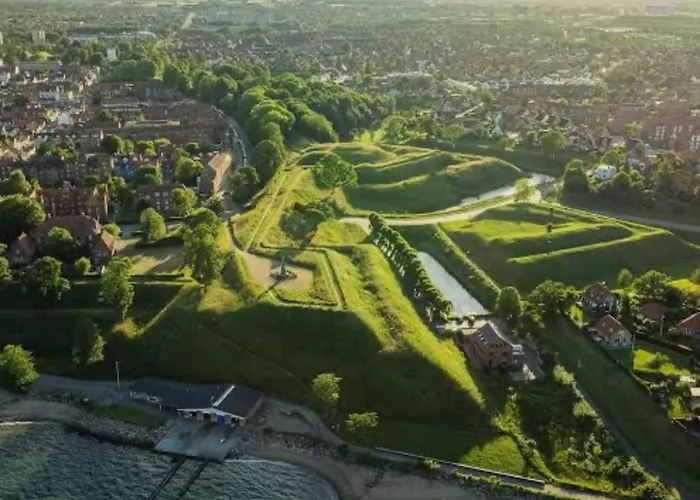 Ved Stranden Og Centrum 公寓